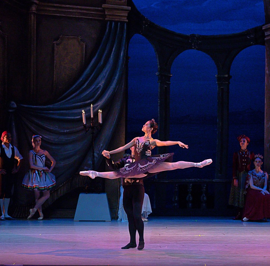 Timeless ‘Swan Lake’ captivates and enthralls